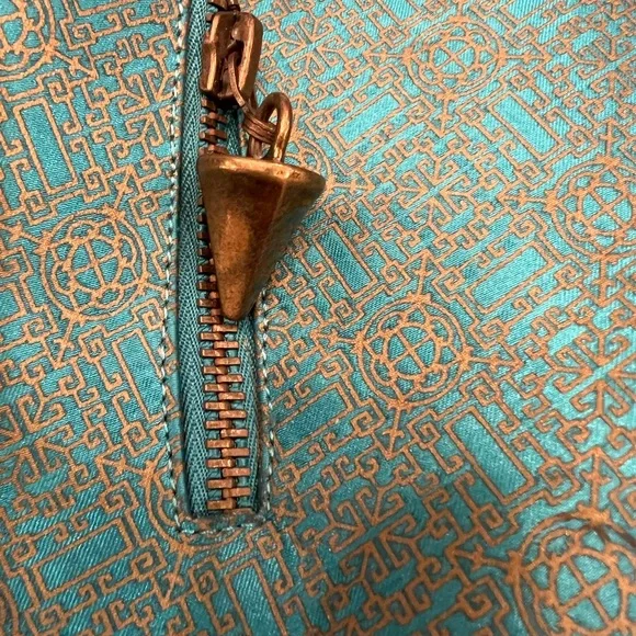 Unique booties - Picture 4 of 5